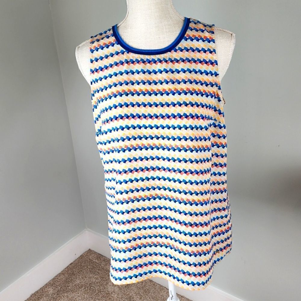 Tommy Hilfiger Women's Sleeveless Striped Hi Low Hem Colorful Top Size Medium